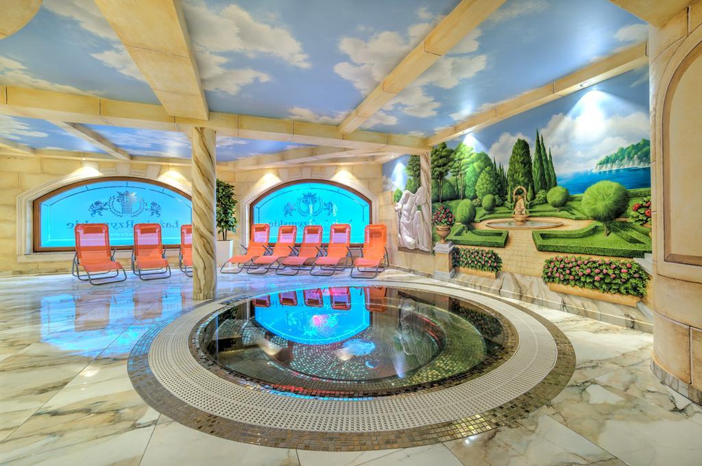 Hotel Krolewski Янув-Любельский Экстерьер фото